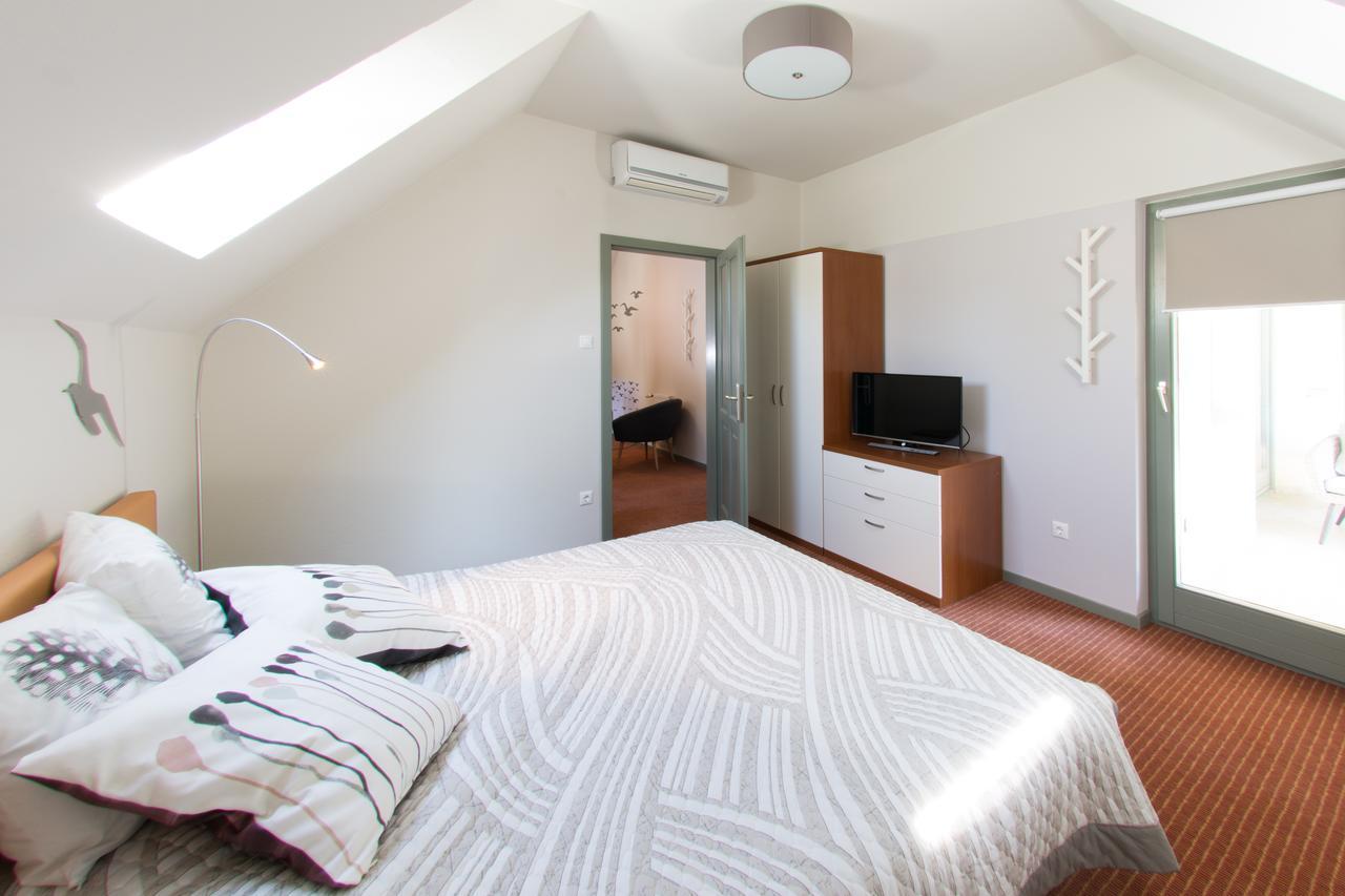 Villa Oliva Boutique Rooms זמראדי מראה חיצוני תמונה