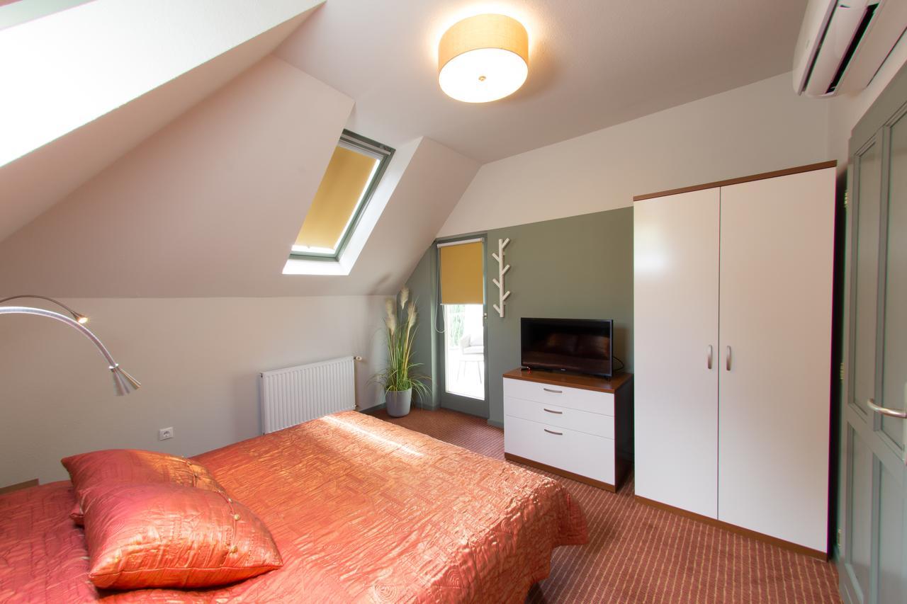 Villa Oliva Boutique Rooms זמראדי מראה חיצוני תמונה