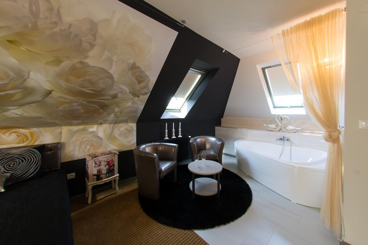 Villa Oliva Boutique Rooms זמראדי מראה חיצוני תמונה