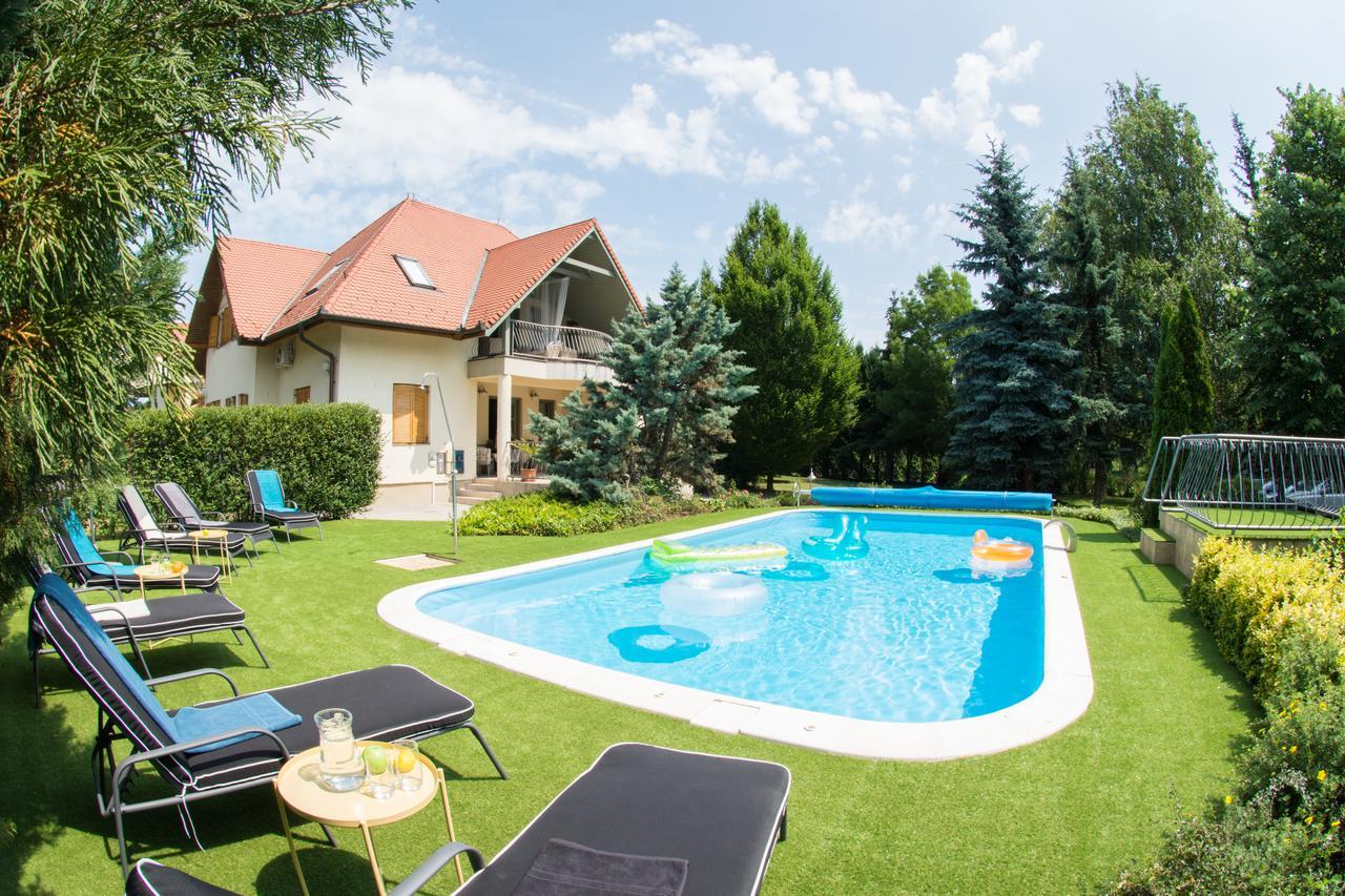 Villa Oliva Boutique Rooms זמראדי מראה חיצוני תמונה