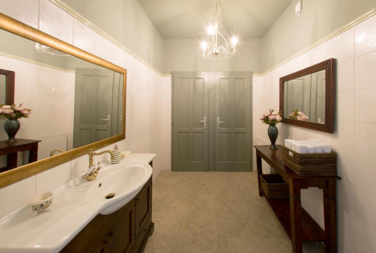 Villa Oliva Boutique Rooms זמראדי מראה חיצוני תמונה